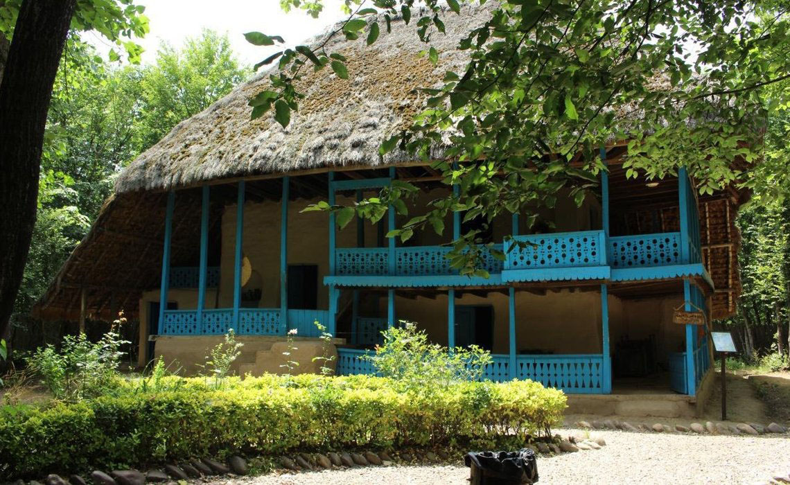 زبان روسی و تاثیر آن بر زبان گیلکی